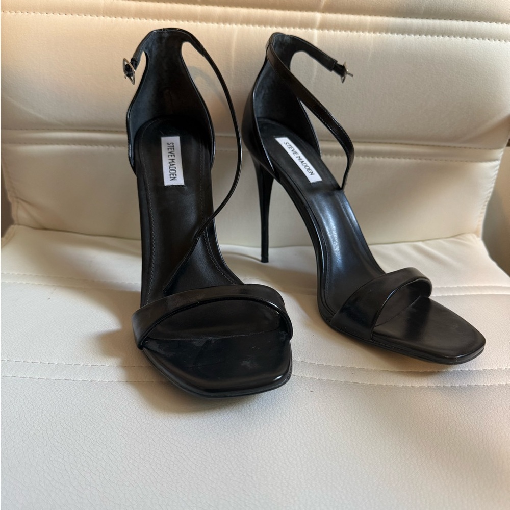 Steve Madden Elegant Black Strappy Heels